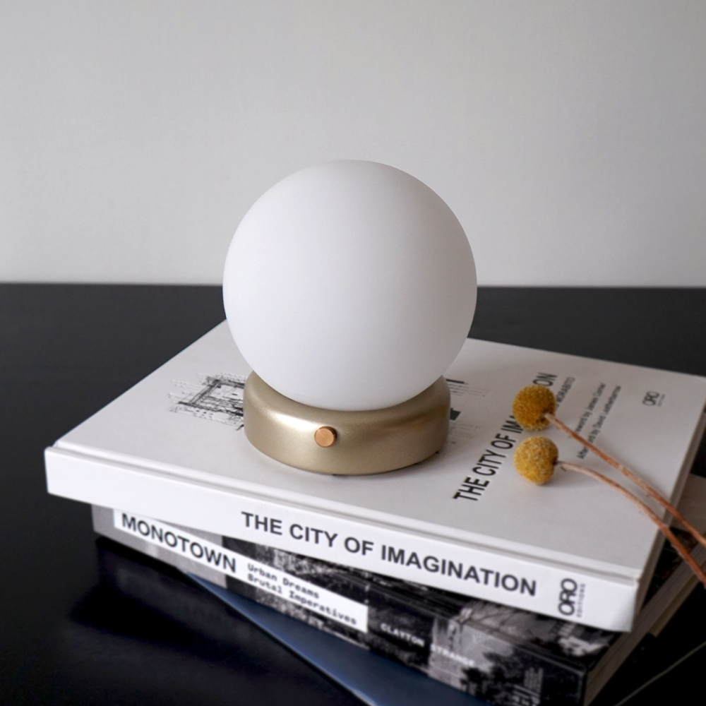 Ery_doughnut type_table lamp